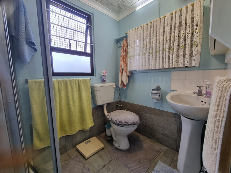 2 Bedroom Property for Sale in Hibberdene KwaZulu-Natal