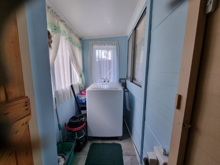 2 Bedroom Property for Sale in Hibberdene KwaZulu-Natal