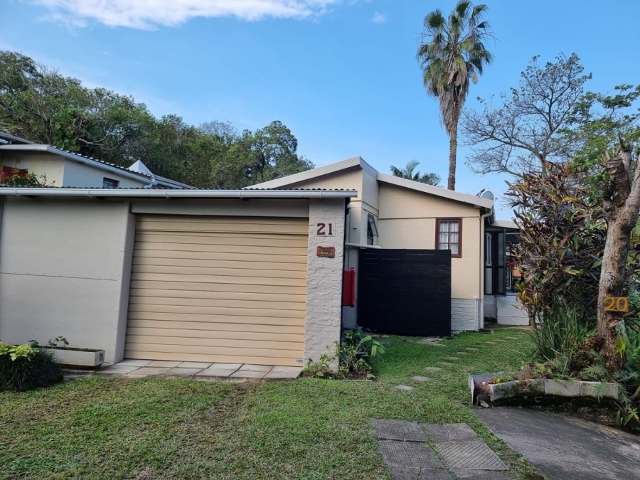 2 Bedroom Property for Sale in Hibberdene KwaZulu-Natal
