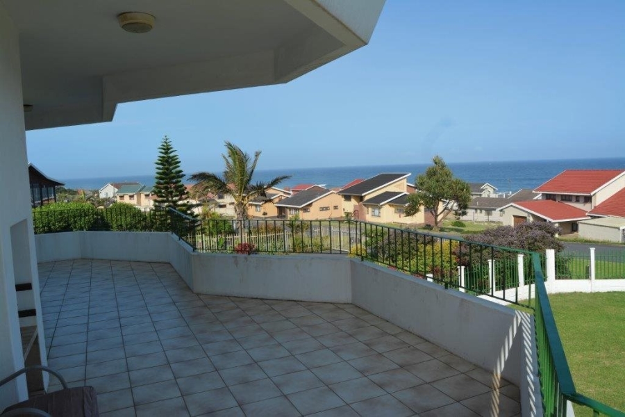6 Bedroom Property for Sale in St Michaels On Sea KwaZulu-Natal