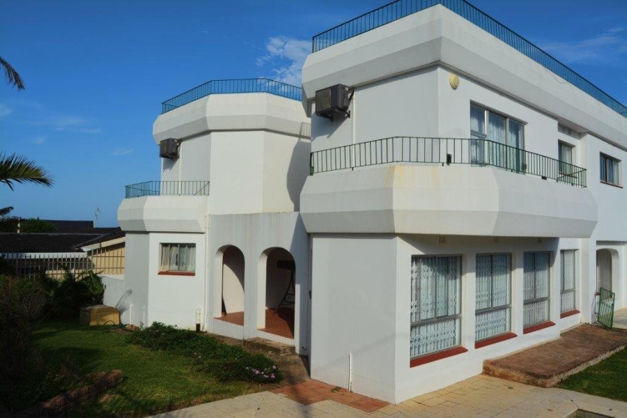 6 Bedroom Property for Sale in St Michaels On Sea KwaZulu-Natal