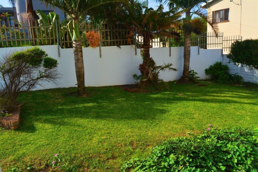 6 Bedroom Property for Sale in St Michaels On Sea KwaZulu-Natal