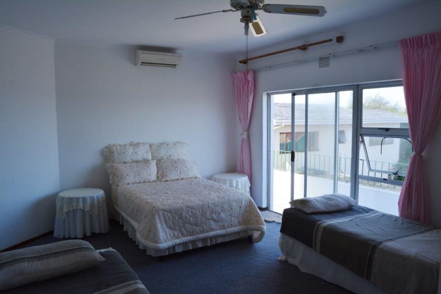 6 Bedroom Property for Sale in St Michaels On Sea KwaZulu-Natal