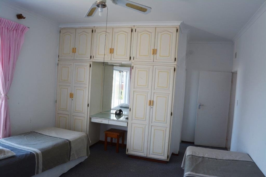 6 Bedroom Property for Sale in St Michaels On Sea KwaZulu-Natal