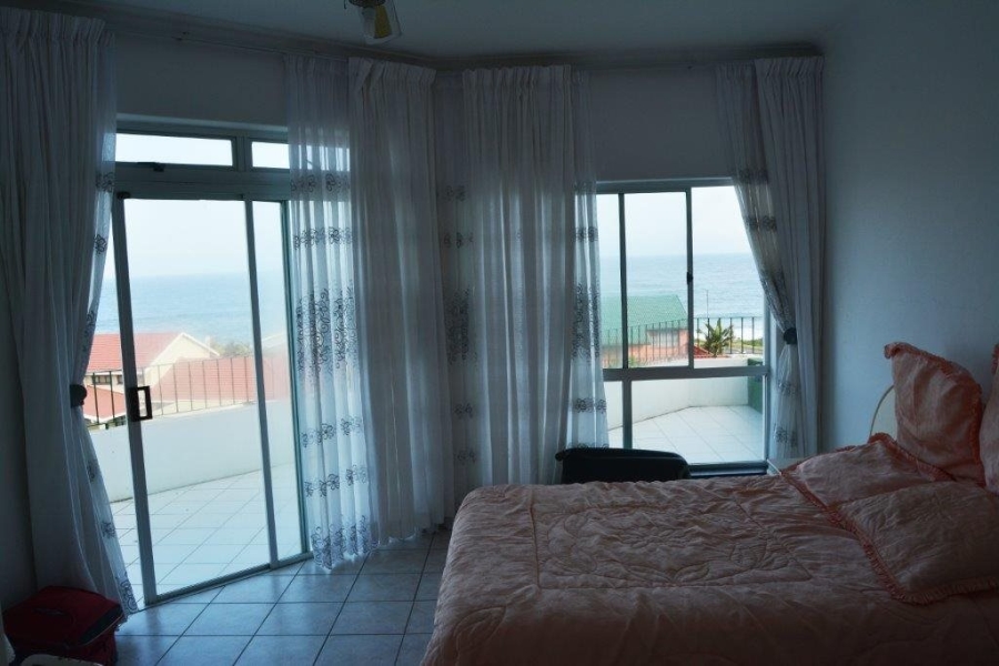 6 Bedroom Property for Sale in St Michaels On Sea KwaZulu-Natal