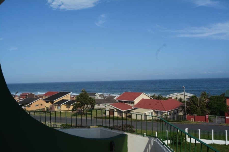 6 Bedroom Property for Sale in St Michaels On Sea KwaZulu-Natal