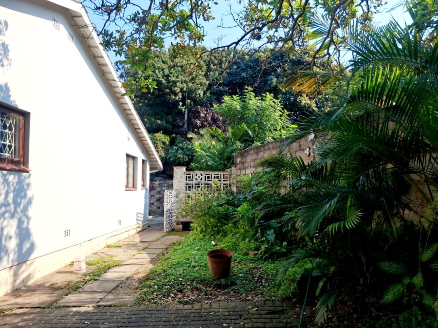 4 Bedroom Property for Sale in Uvongo KwaZulu-Natal