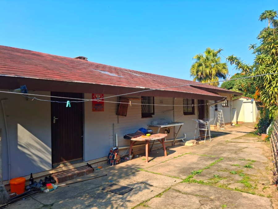 4 Bedroom Property for Sale in Uvongo KwaZulu-Natal