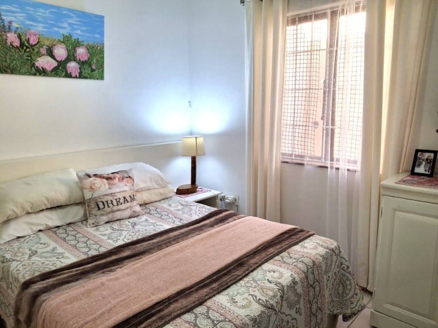3 Bedroom Property for Sale in Port Edward KwaZulu-Natal