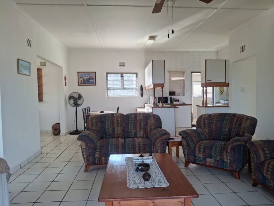 3 Bedroom Property for Sale in Uvongo KwaZulu-Natal