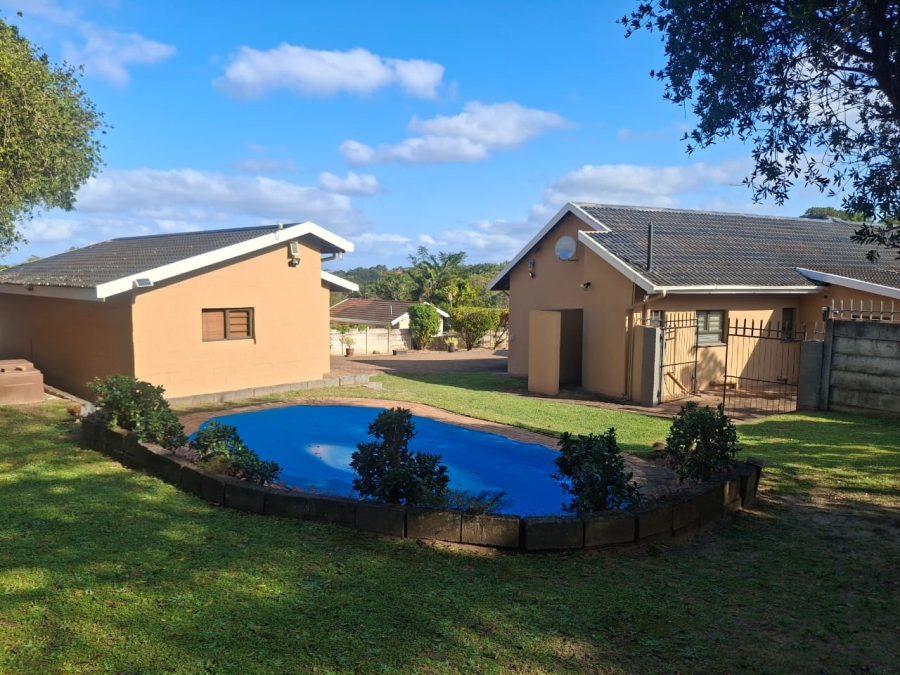 3 Bedroom Property for Sale in Uvongo KwaZulu-Natal