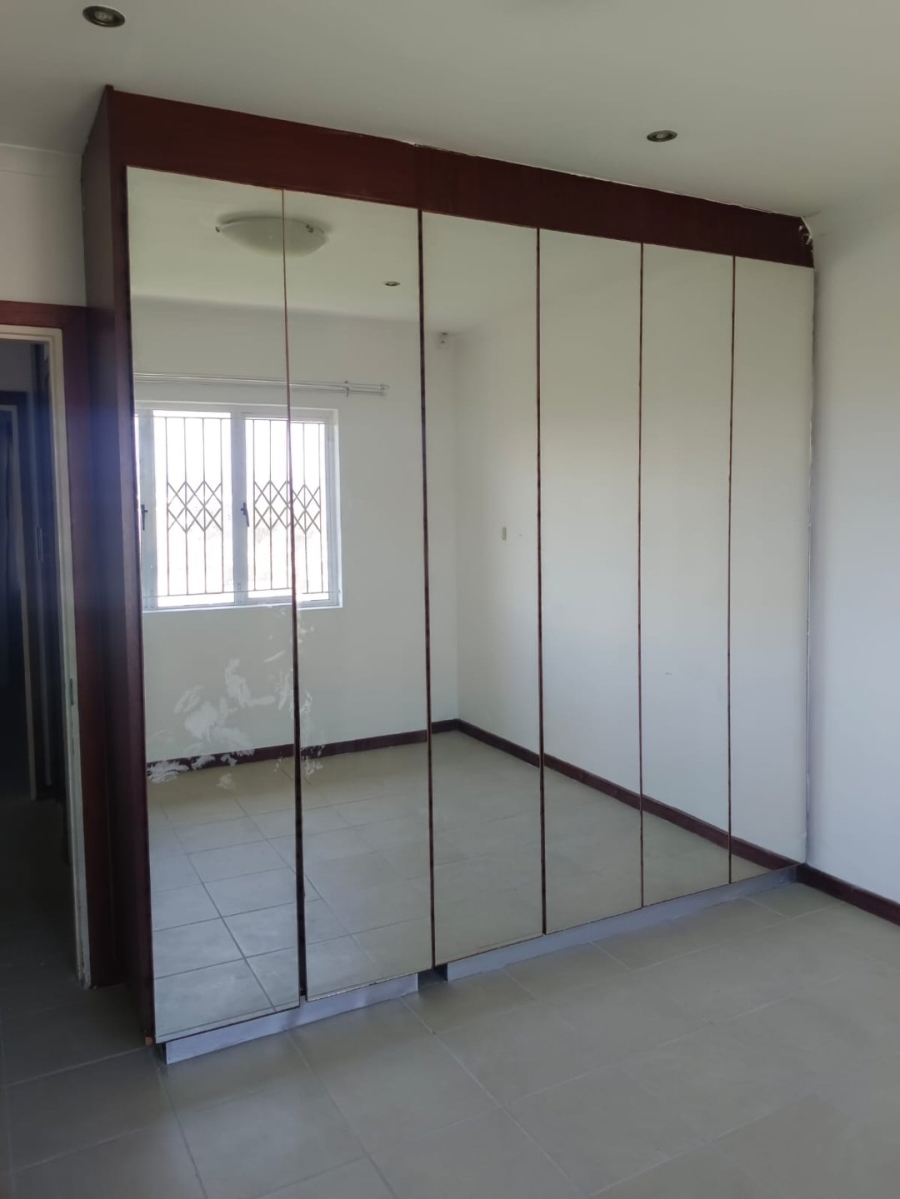 2 Bedroom Property for Sale in Bluff KwaZulu-Natal