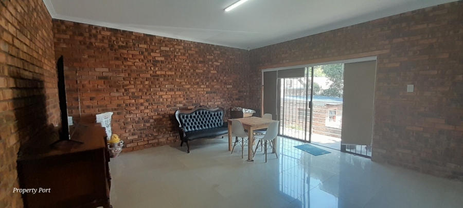 11 Bedroom Property for Sale in Hibberdene KwaZulu-Natal