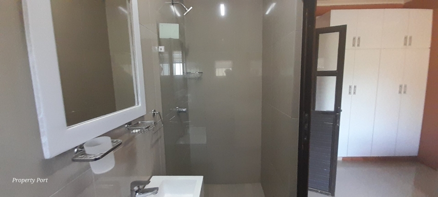 11 Bedroom Property for Sale in Hibberdene KwaZulu-Natal