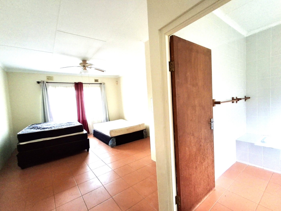 3 Bedroom Property for Sale in Glenmore KwaZulu-Natal
