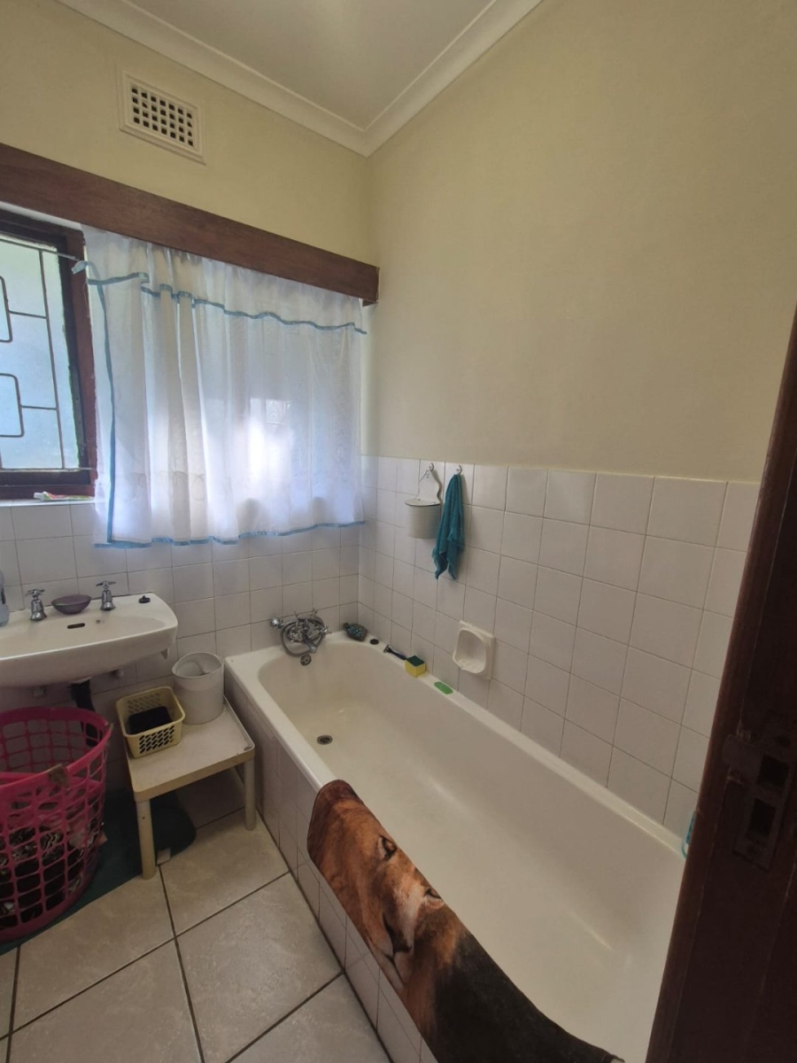4 Bedroom Property for Sale in Amanzimtoti KwaZulu-Natal