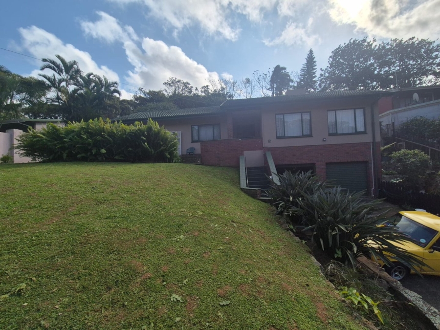 4 Bedroom Property for Sale in Amanzimtoti KwaZulu-Natal