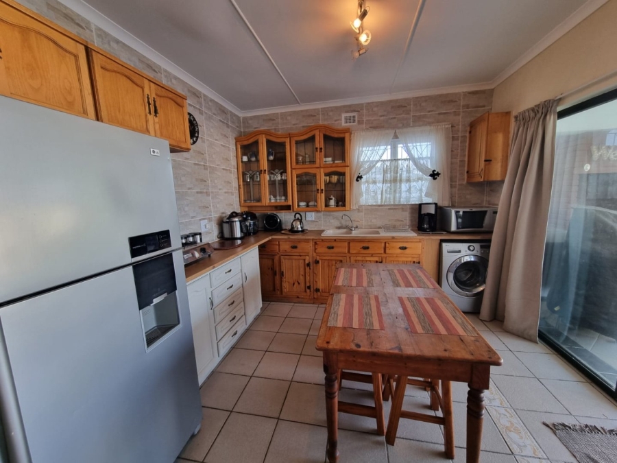 4 Bedroom Property for Sale in Manaba Beach KwaZulu-Natal