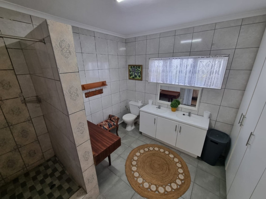 4 Bedroom Property for Sale in Manaba Beach KwaZulu-Natal