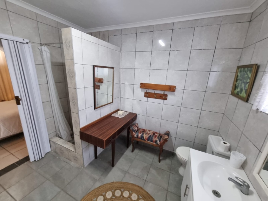 4 Bedroom Property for Sale in Manaba Beach KwaZulu-Natal