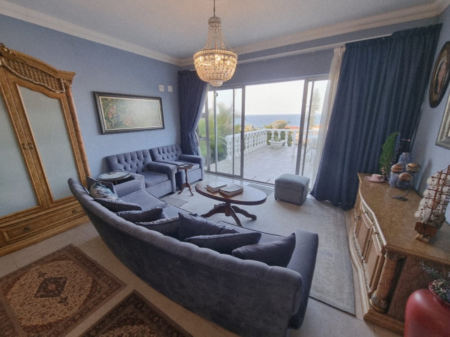 4 Bedroom Property for Sale in Manaba Beach KwaZulu-Natal