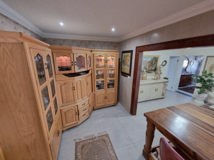 4 Bedroom Property for Sale in Manaba Beach KwaZulu-Natal