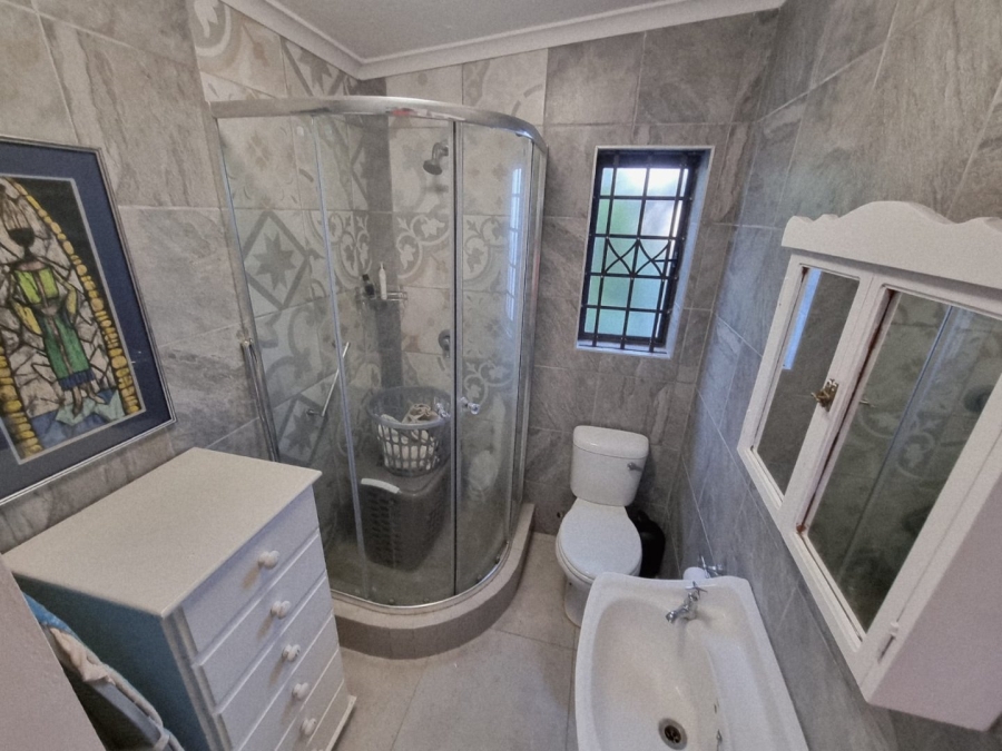 4 Bedroom Property for Sale in Manaba Beach KwaZulu-Natal