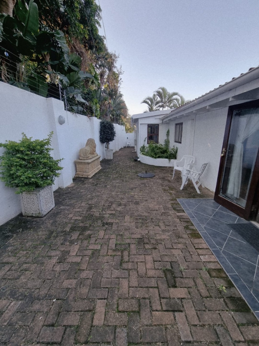 4 Bedroom Property for Sale in Manaba Beach KwaZulu-Natal