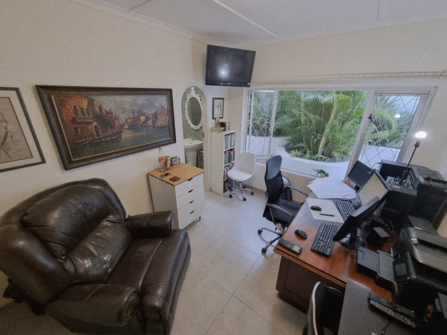 4 Bedroom Property for Sale in Manaba Beach KwaZulu-Natal