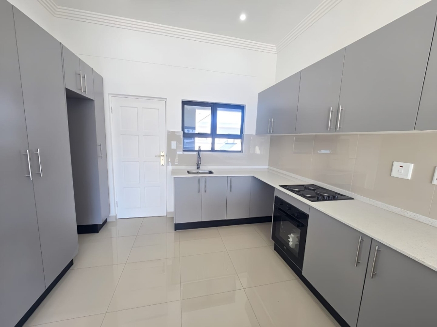 To Let 2 Bedroom Property for Rent in Ballito Commercial District KwaZulu-Natal