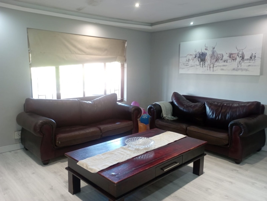 3 Bedroom Property for Sale in Scottsville KwaZulu-Natal
