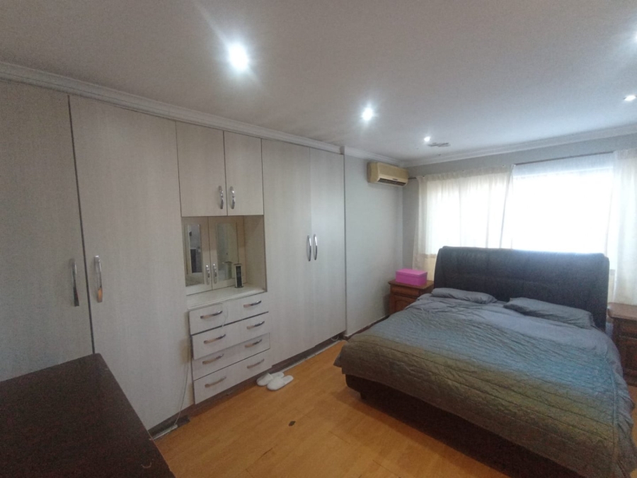 3 Bedroom Property for Sale in Scottsville KwaZulu-Natal