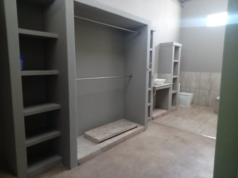 4 Bedroom Property for Sale in Greendale KwaZulu-Natal