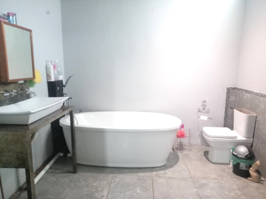 4 Bedroom Property for Sale in Greendale KwaZulu-Natal