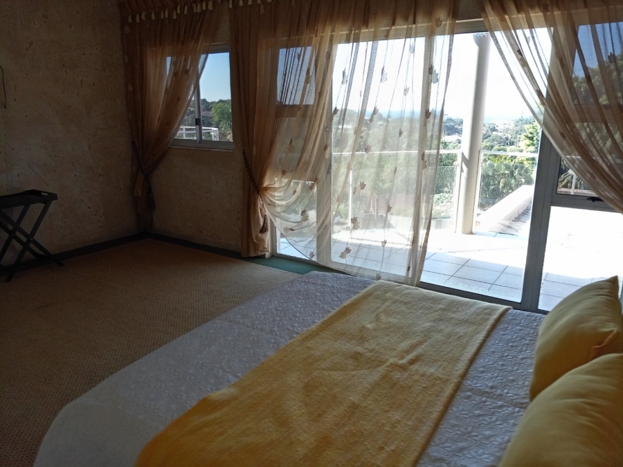 5 Bedroom Property for Sale in Uvongo KwaZulu-Natal