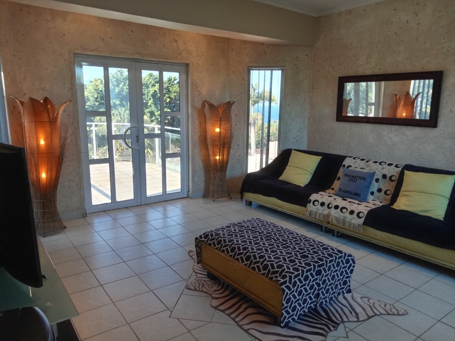 5 Bedroom Property for Sale in Uvongo KwaZulu-Natal