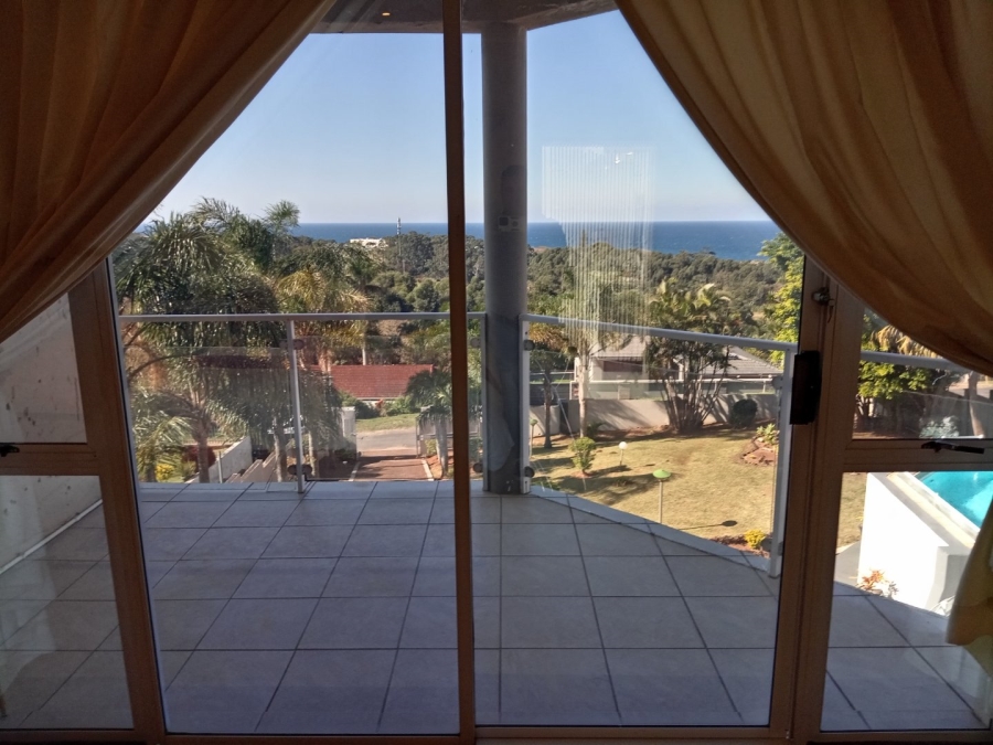5 Bedroom Property for Sale in Uvongo KwaZulu-Natal