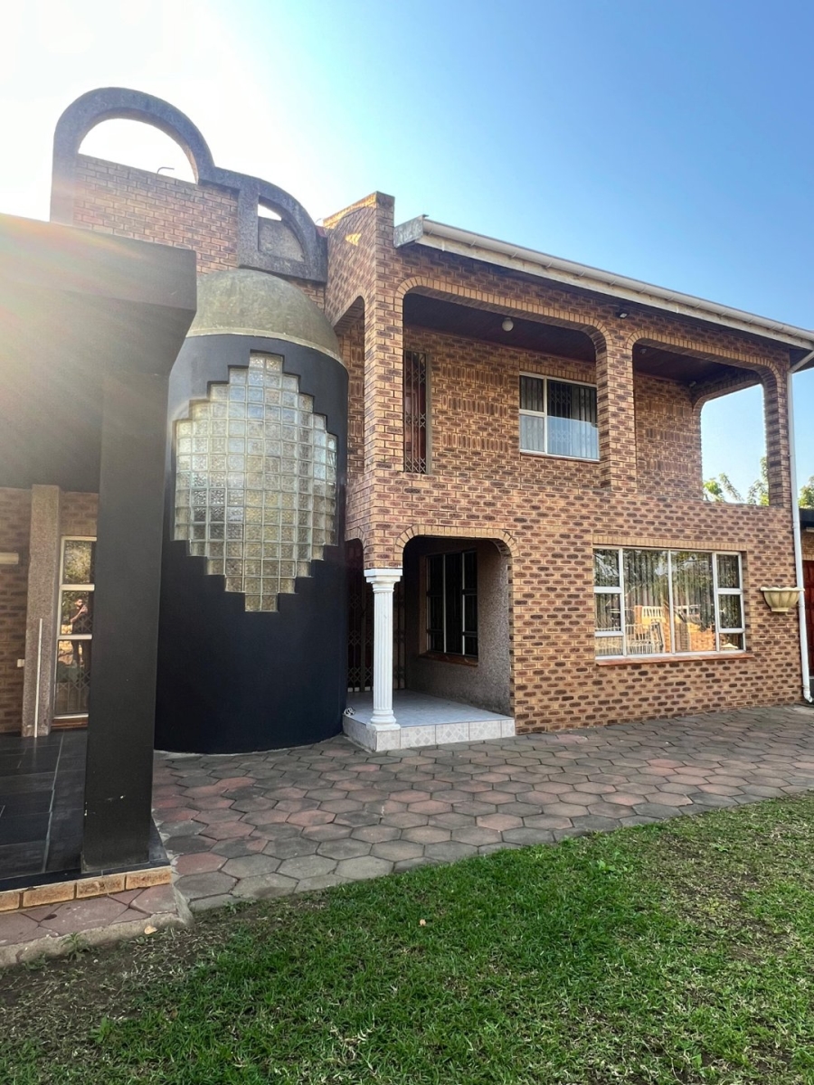 4 Bedroom Property for Sale in Naidooville KwaZulu-Natal