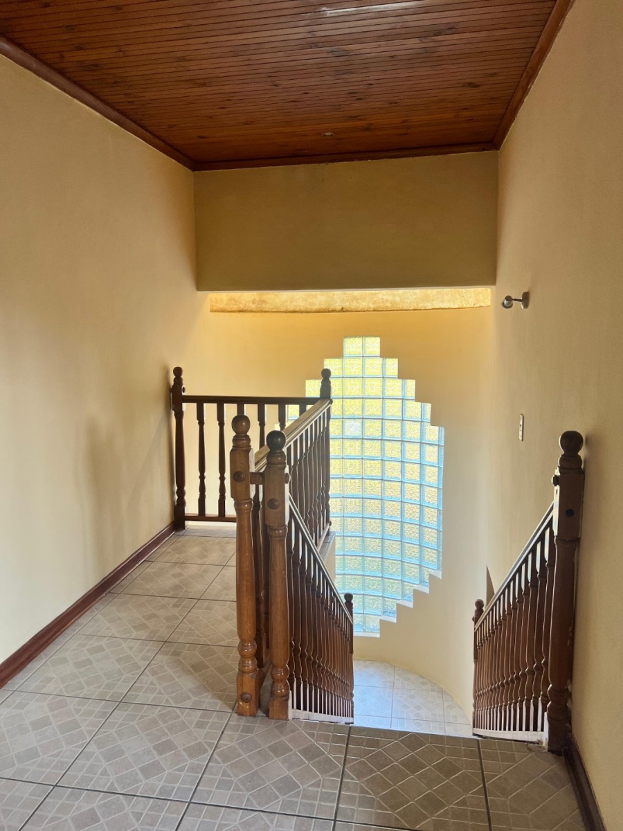 4 Bedroom Property for Sale in Naidooville KwaZulu-Natal