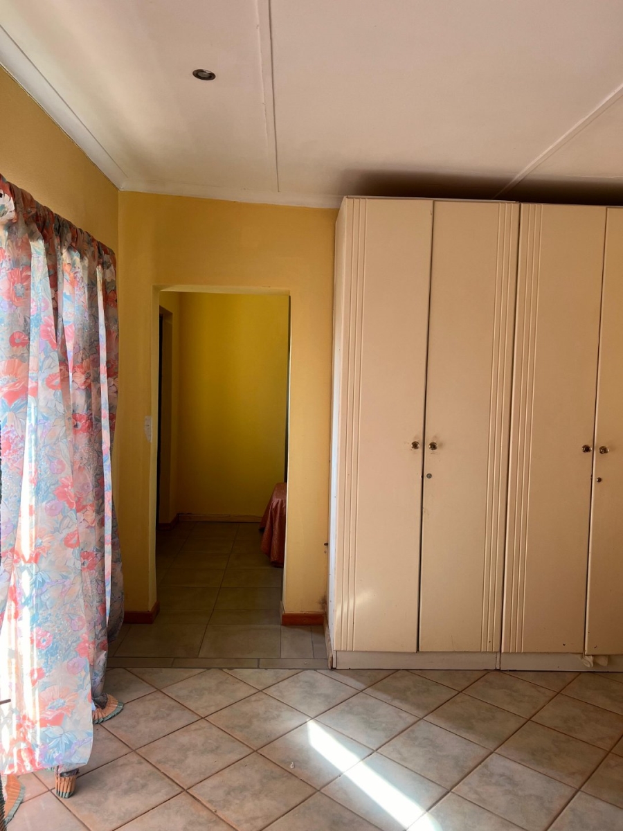 4 Bedroom Property for Sale in Naidooville KwaZulu-Natal