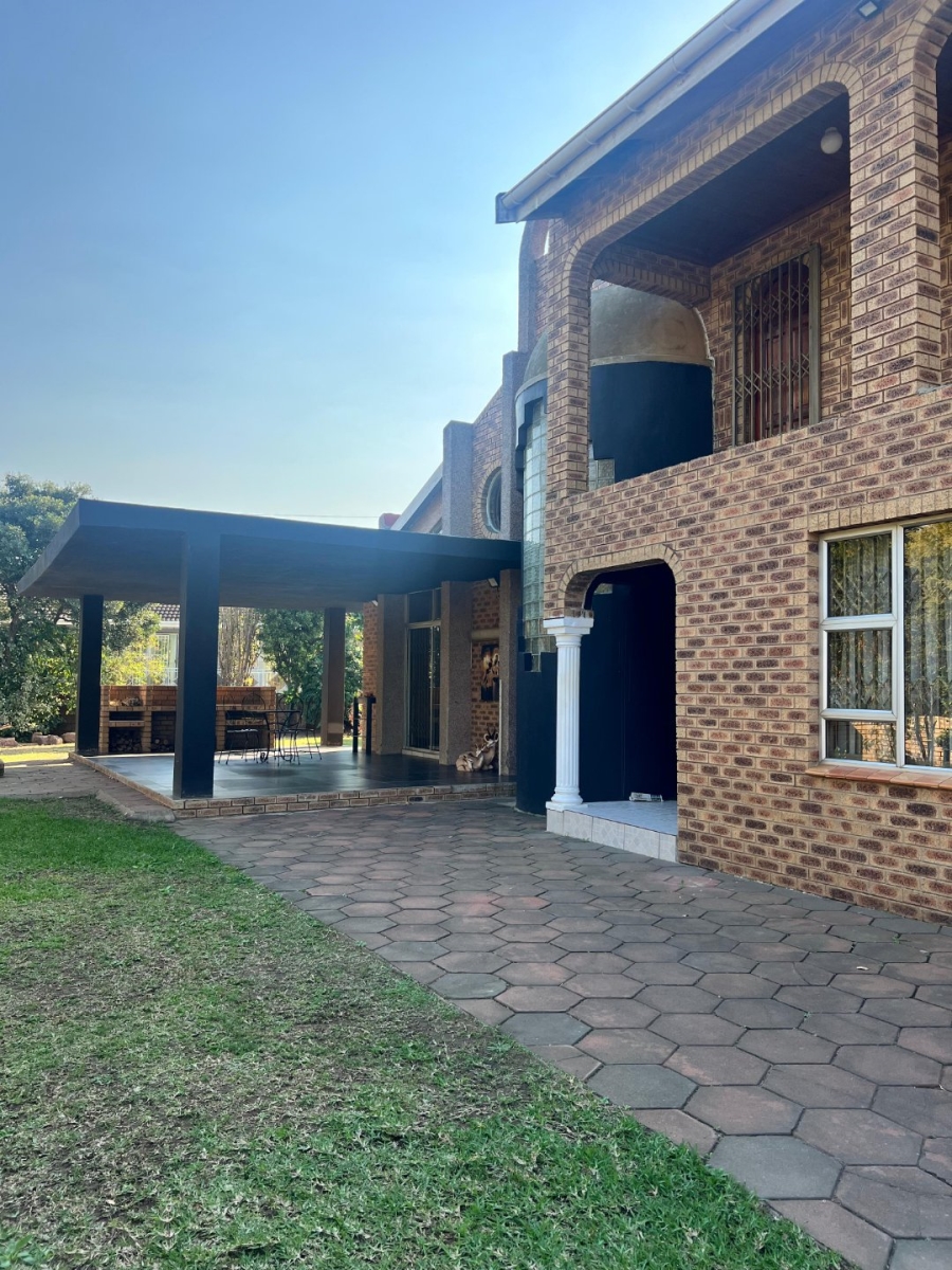 4 Bedroom Property for Sale in Naidooville KwaZulu-Natal