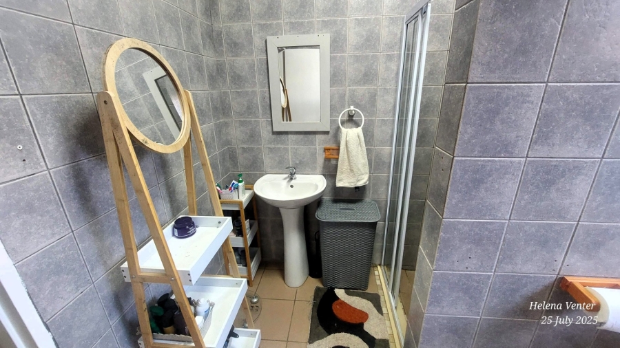 2 Bedroom Property for Sale in Aviary Hill KwaZulu-Natal