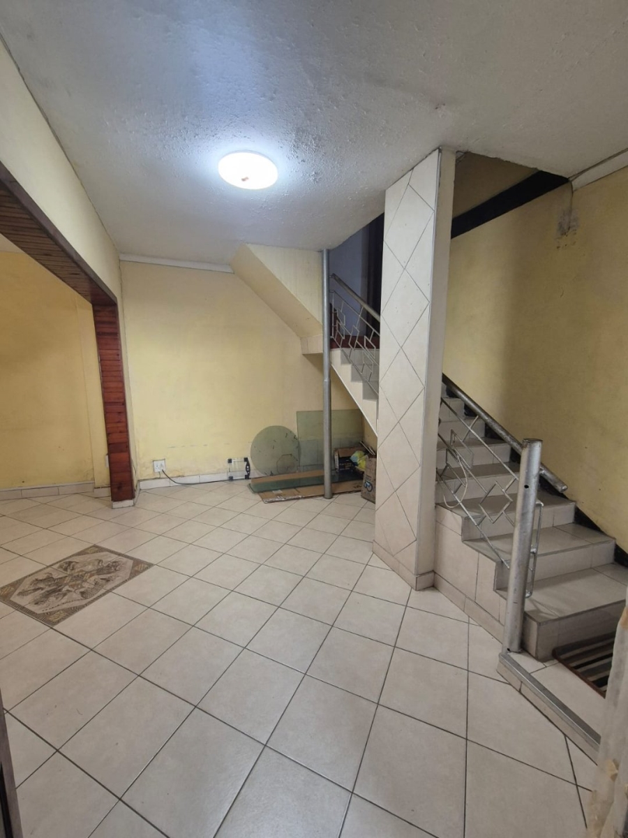 5 Bedroom Property for Sale in Merewent KwaZulu-Natal