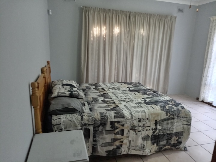 4 Bedroom Property for Sale in Uvongo KwaZulu-Natal