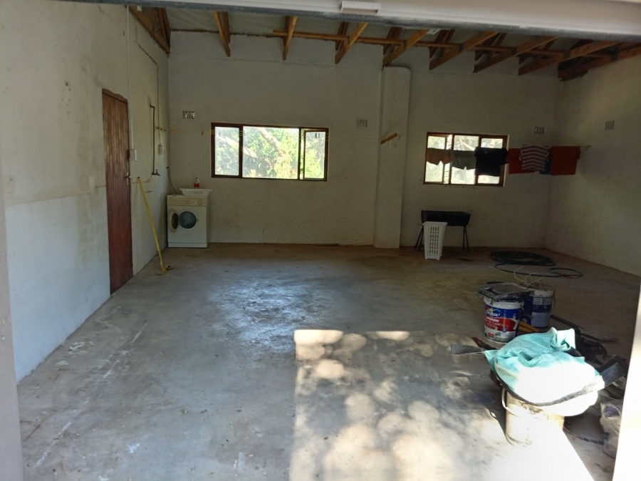 4 Bedroom Property for Sale in Uvongo KwaZulu-Natal