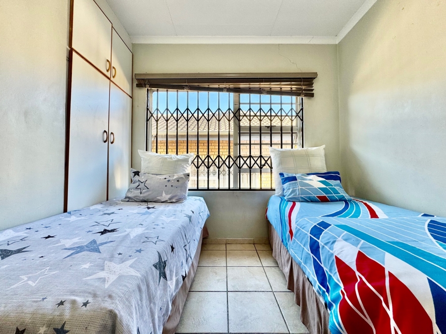 To Let  Bedroom Property for Rent in Pioneer Park KwaZulu-Natal