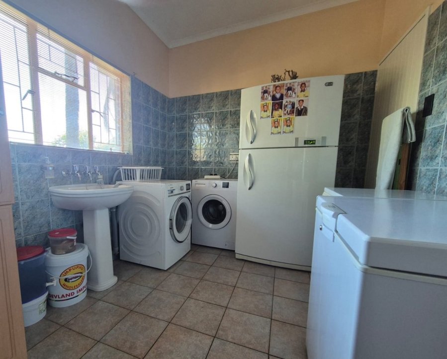 3 Bedroom Property for Sale in Aviary Hill KwaZulu-Natal
