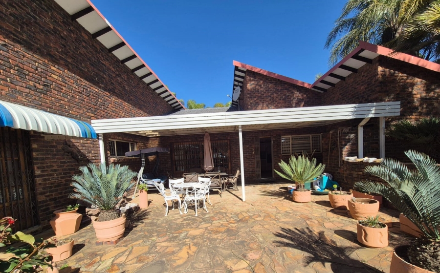 3 Bedroom Property for Sale in Aviary Hill KwaZulu-Natal