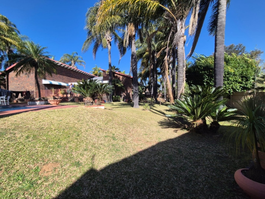 3 Bedroom Property for Sale in Aviary Hill KwaZulu-Natal