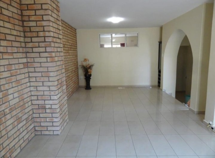 5 Bedroom Property for Sale in Reservoir Hills KwaZulu-Natal